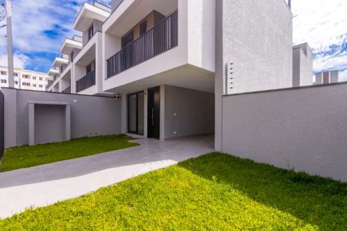 Triplex em Rua sem Saída