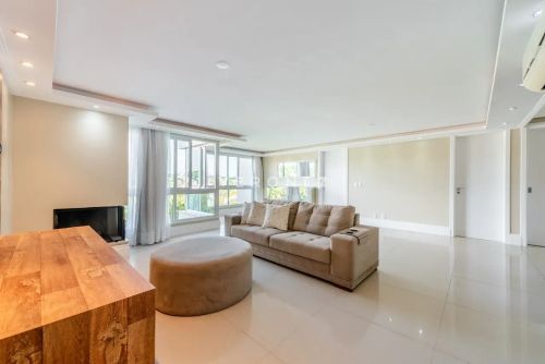 Cobertura duplex na Chácara das Pedras