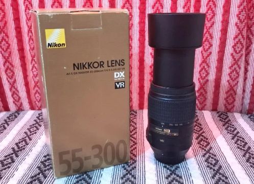 Lente Nikkor (Nikon) 55-300mm f/4.5-5.6G ED VR