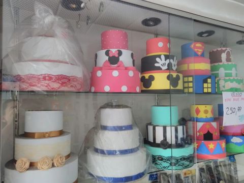 Lote Bolos Fake Decorados
