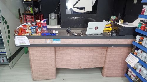 Balcão de Caixa para Loja - Ótimo estado!