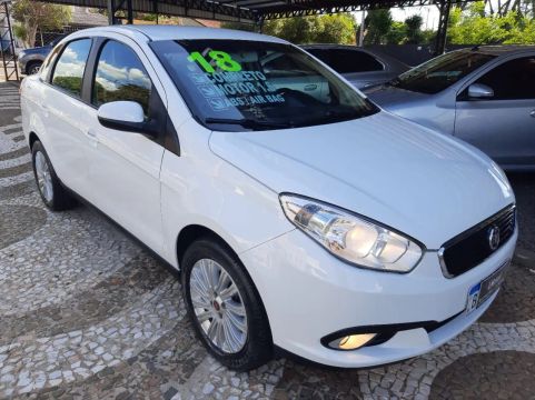 FIAT GRAND SIENA ESSENCE 1.6 - COMPLETO!