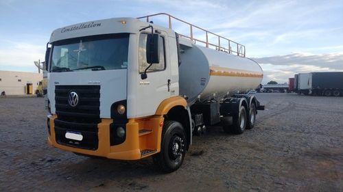VW/31-320 Caminhão Pipa 6x4 Traçado 2010/2010