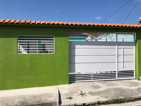 Portão galvanizado + Grade