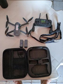Drone com acessórios