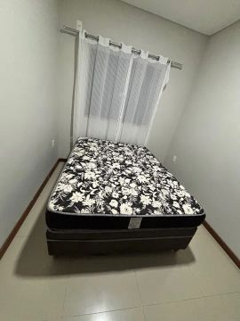 Cama casal 