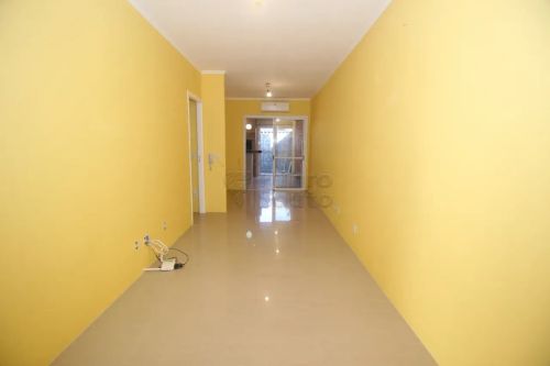 Casa à Venda ou Locação no Condomínio Moradas Club - Três Vendas, Pelotas
