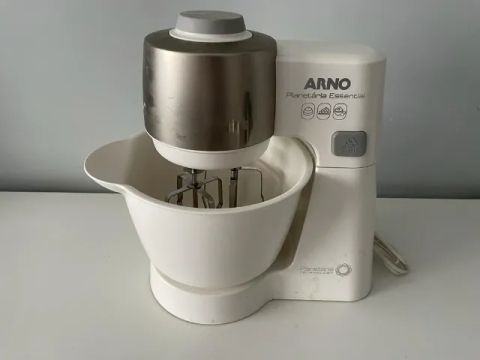 Batedeira Planetária Arno Essential 300W - 5 Velocidades