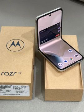 Motorola Razr 40 - 8GB RAM - 256GB - na caixa - impecável com NF