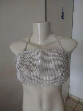 Top cropped de strass prata