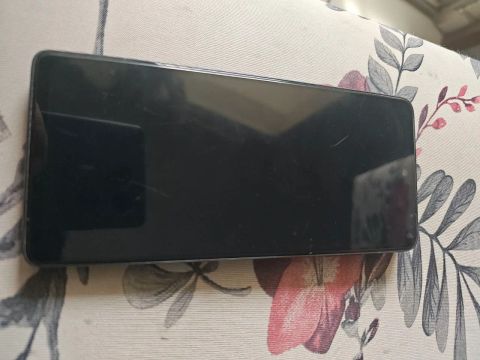 Smartphone Android - Tela grande e câmera poderosa