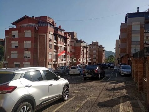 Cobertura em Avenida da Cavalhada - Cavalhada - Porto Alegre/RS