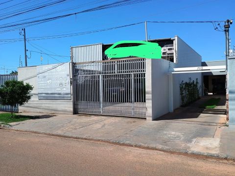 Vendo barracão com casa no tijuca!