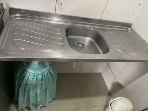 Pia de cozinha em aço inox