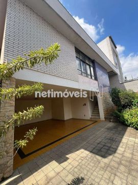Casa residencial à venda no bairro Alto Barroca com 300 m² e 3 dormitórios/quartos.