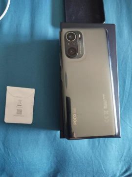 Poco F3  5 G 8 GB Ram  128 GB memória cor night black