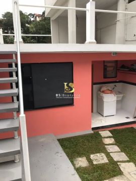 Casa com 1 quarto, terraço e 1 vaga - Condomínio - Jardim América - Pendotiba - Niterói