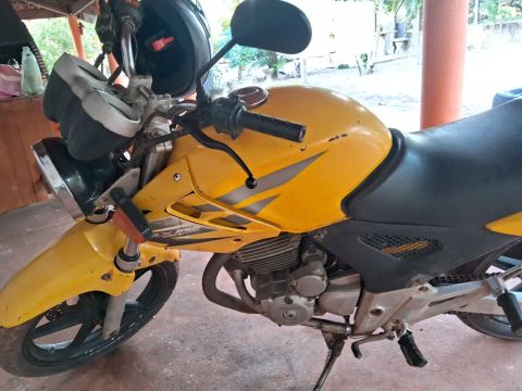Vendo moto cbx 250