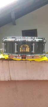 Caixa Pearl Signature Virgil Donati