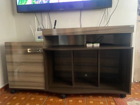 Rack para TV com 3 prateleiras