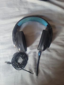 Fone Logitech G233 Prodigy