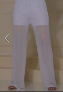 Calça branca com short