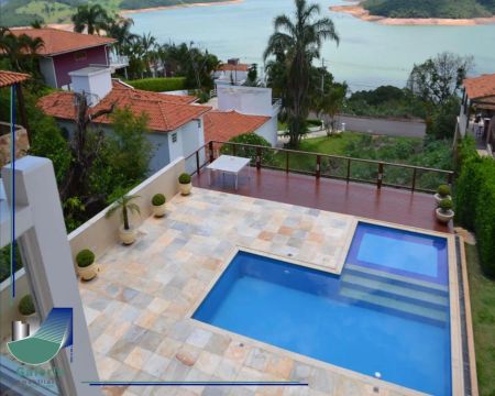 Casa de Condomínio com 7 quartos para alugra, 560m² - Escarpas do Lago - Capitólio MG