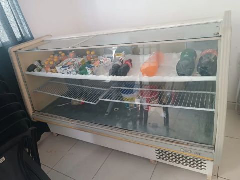 Geladeira Expositora GeloPar