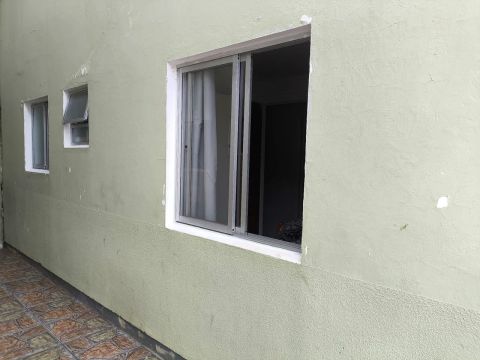 Vende-se um apto no Alto Boqueirão 