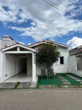 Casa com 3 dormitórios à venda, 92 m² por R$ 790.000,00 - Jardim São Carlos - Sorocaba/SP