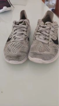 Tênis Nike bom estado