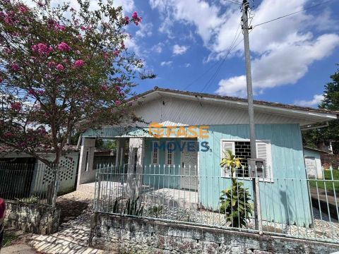 Casa com 4 dormitórios à venda, 1 m² por R$ 180.000,00 - Metropol - Criciúma/SC