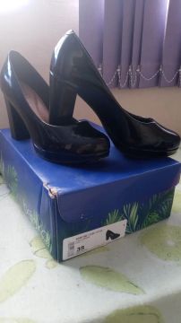 Sapatos Salto Alto Preto
