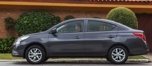 sucata nissan versa 1.0.