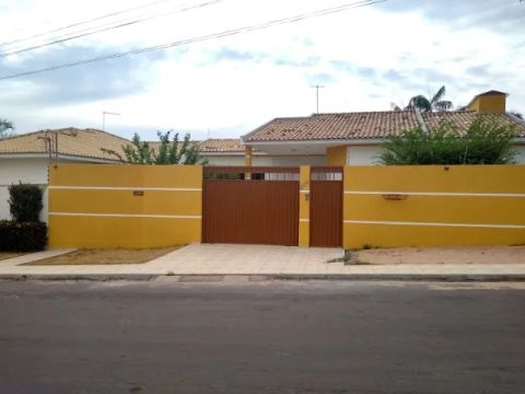 Casa Alto Padrão Santa Clara II 3Q 1 suíte 3 banheiros Espaço Gourmet
