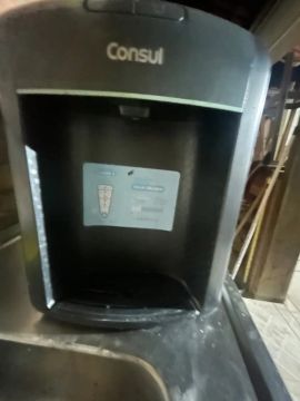 Purificador de Água Consul CPB34AFVNA com Refrigeração Eletrônica Cinza Bivolt USADO 
