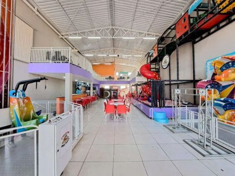 Ponto Comercial/Loja/Box em Guaianases