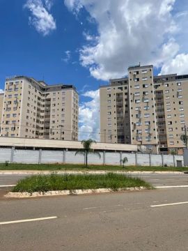 Apartamento 2 Quartos - Térreo- Goiânia 2 Apartamento com 2 Quarto(s) e 1 banheiro(s) à Ve
