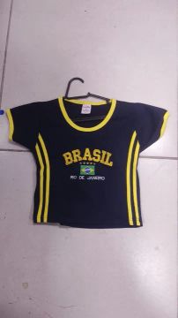 Precisa-se de passadeira  *