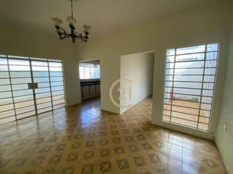 Casa à venda no Centro em Indaiatuba/SP - CA2230