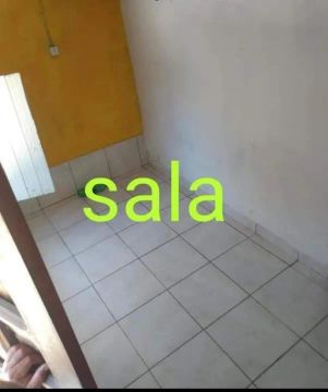 ALUGO ou VENDO kitnet no jardim Jordão. 