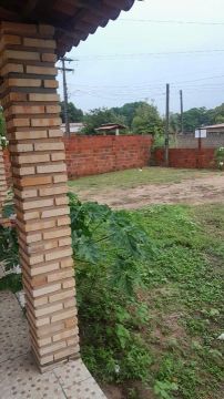 Casa a 6km da praia de Capanga .Vendo ou troco em carro 