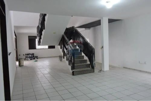 "Casa Comercial: Seu Negócio em Natal Agora!"