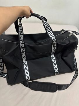 Bolsa Duffle Preta Versace original 