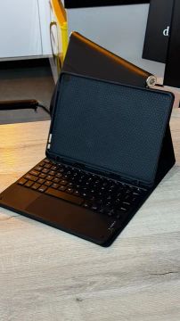 Capa com teclado iPad 9 10.2 Pol. - 90 dias de garantia! Até 12x no cartão!