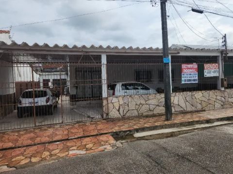 CASA NA VILA IVONETE ENTRADA 200MIL + 15x10 MIL ou 300MIL A VISTA!