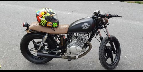 Intruder 125 Café Racer