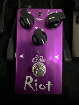 Pedal Guitatra Suhr Riot Distorção Oportunidade
