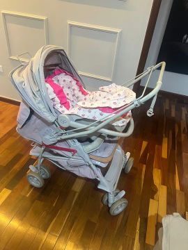 Carrinho de Bebê - Cinza e Rosa