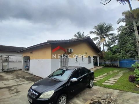 Casa em Rua Maranhão - Balneário Stella Maris - Peruíbe/SP